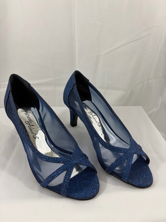 easy street Shoes - NWT easy street Women’s Size 5.5 Navy Blue Sparkly Mesh Heels